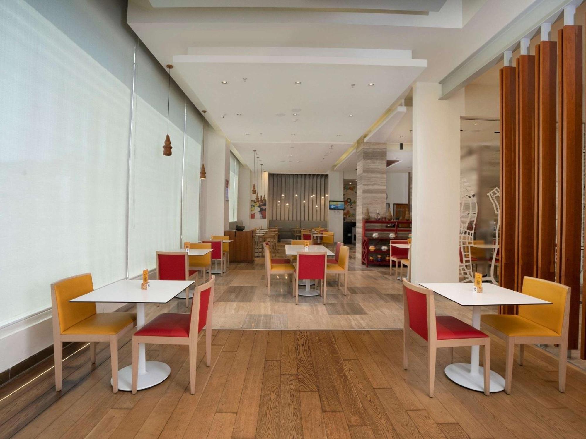Ibis Kochi City Centre - An Accor Brand Ngoại thất bức ảnh